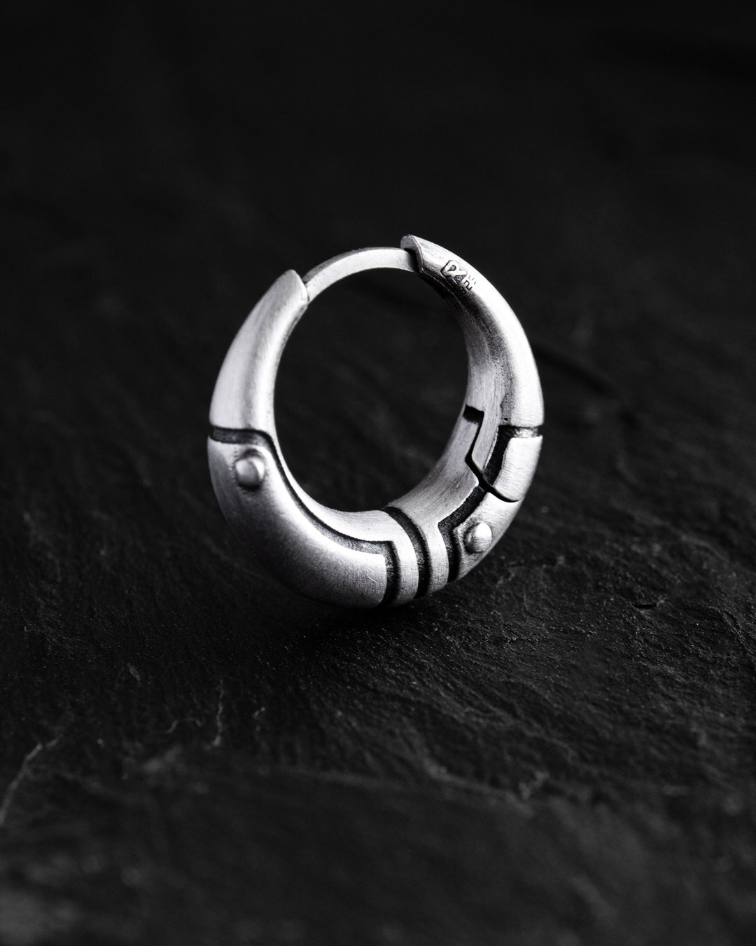 Silver monoearring AXE