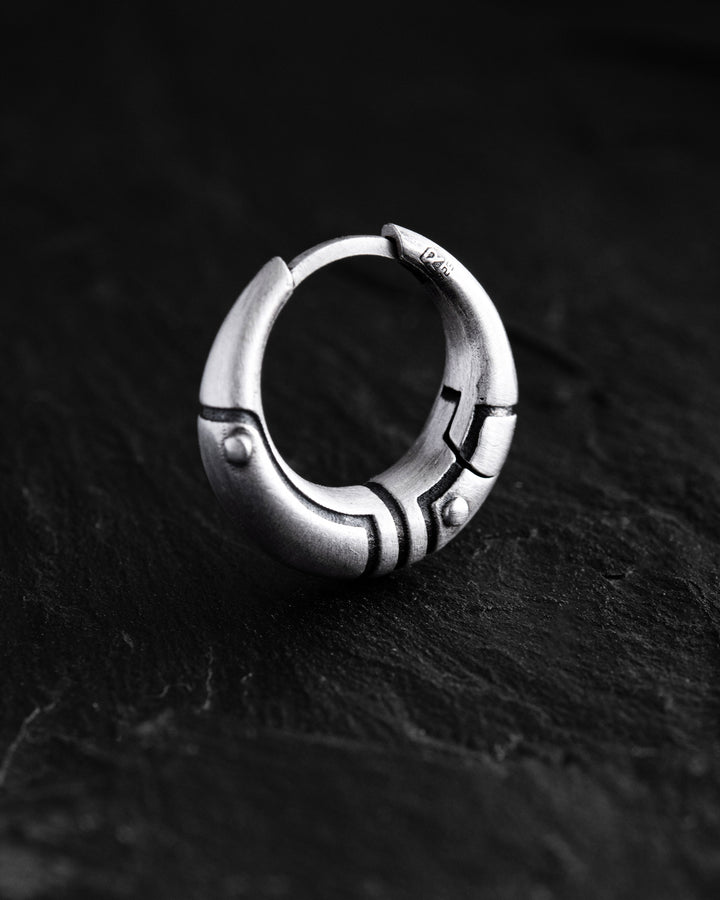 Silver monoearring AXE