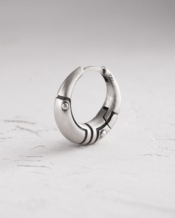 Silver monoearring AXE