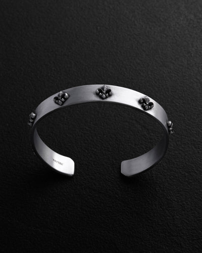 Silver bangle FLEUR DE LIS