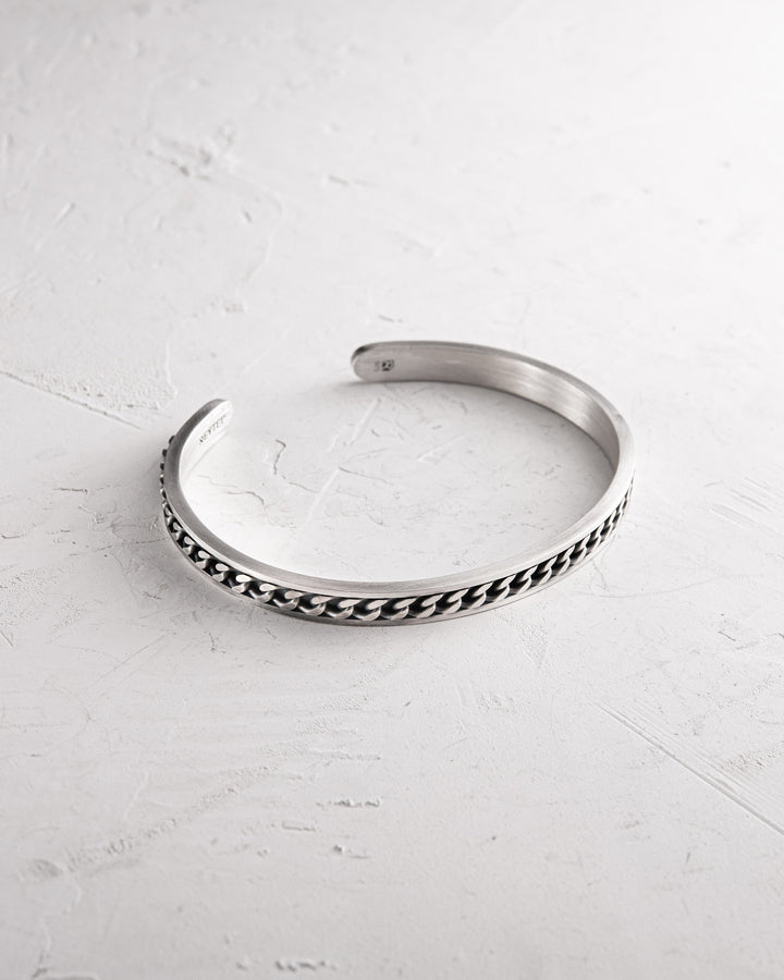 Silver bangle VIRTUS