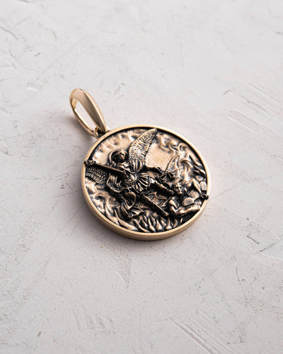 Pendant ST. MICHAEL (14k yellow gold)