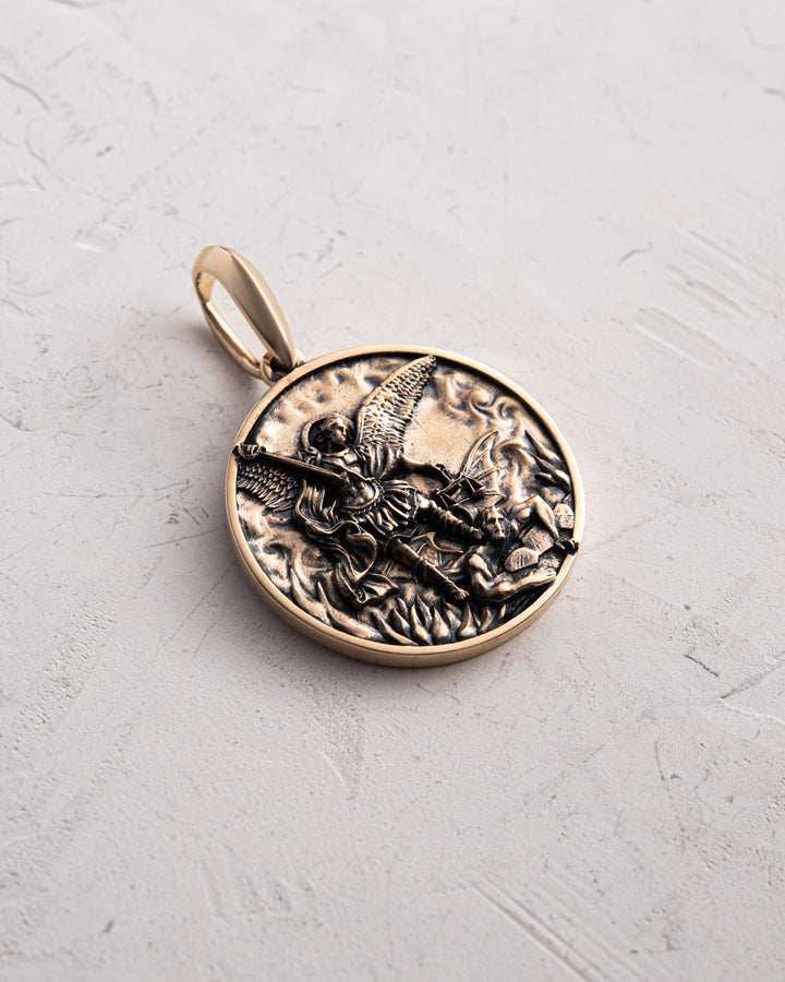 Pendant ST. MICHAEL (14k yellow gold)
