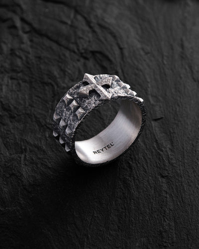 Silver ring ROSARIUM