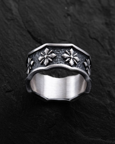 Silver ring CUSTOS