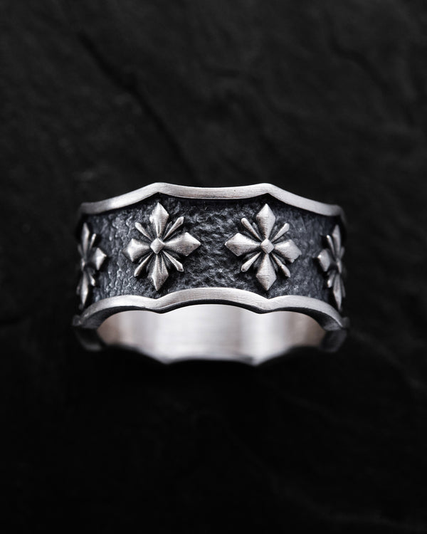 Silver ring CUSTOS