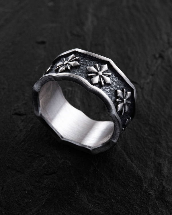 Silver ring CUSTOS