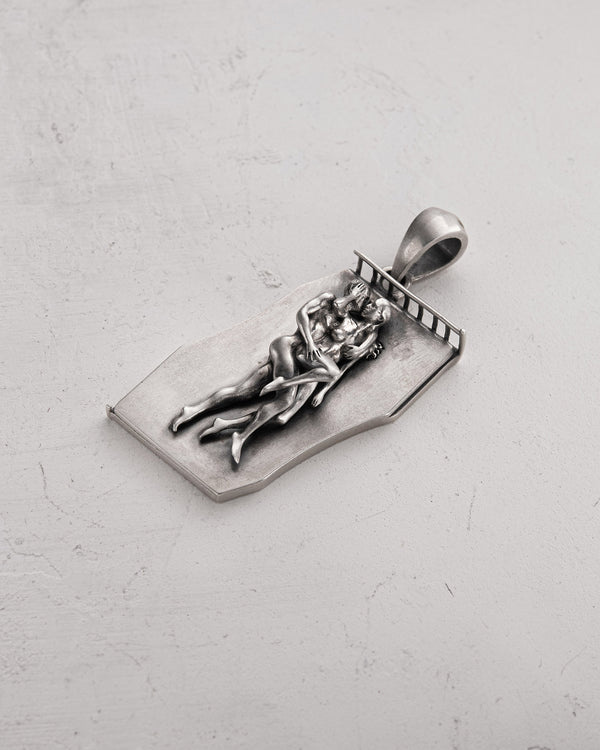 Silver pendant IN BED