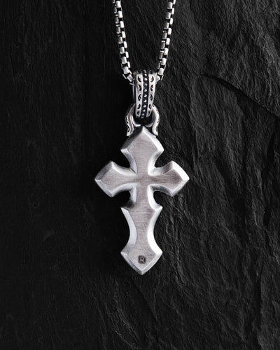 Silver cross INITIUM ET FINIS