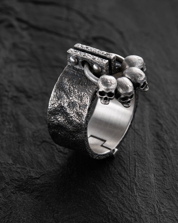 Silver ring WARDENS