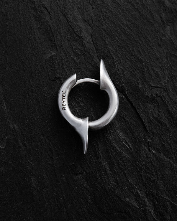 Silver hoop earring TACTUS