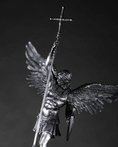 Handgefertigte Silberskulptur ST. MICHAEL ERZENGEL