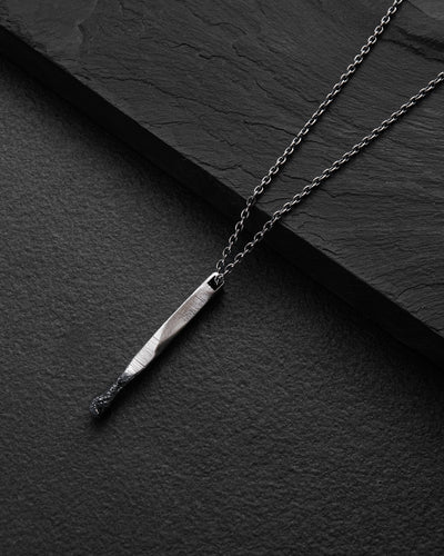 Pendentif en argent IGNITE avec chaîne