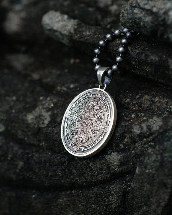 Ciondolo in argento BUDDHA 7 CHAKRAS MEDITAZIONE