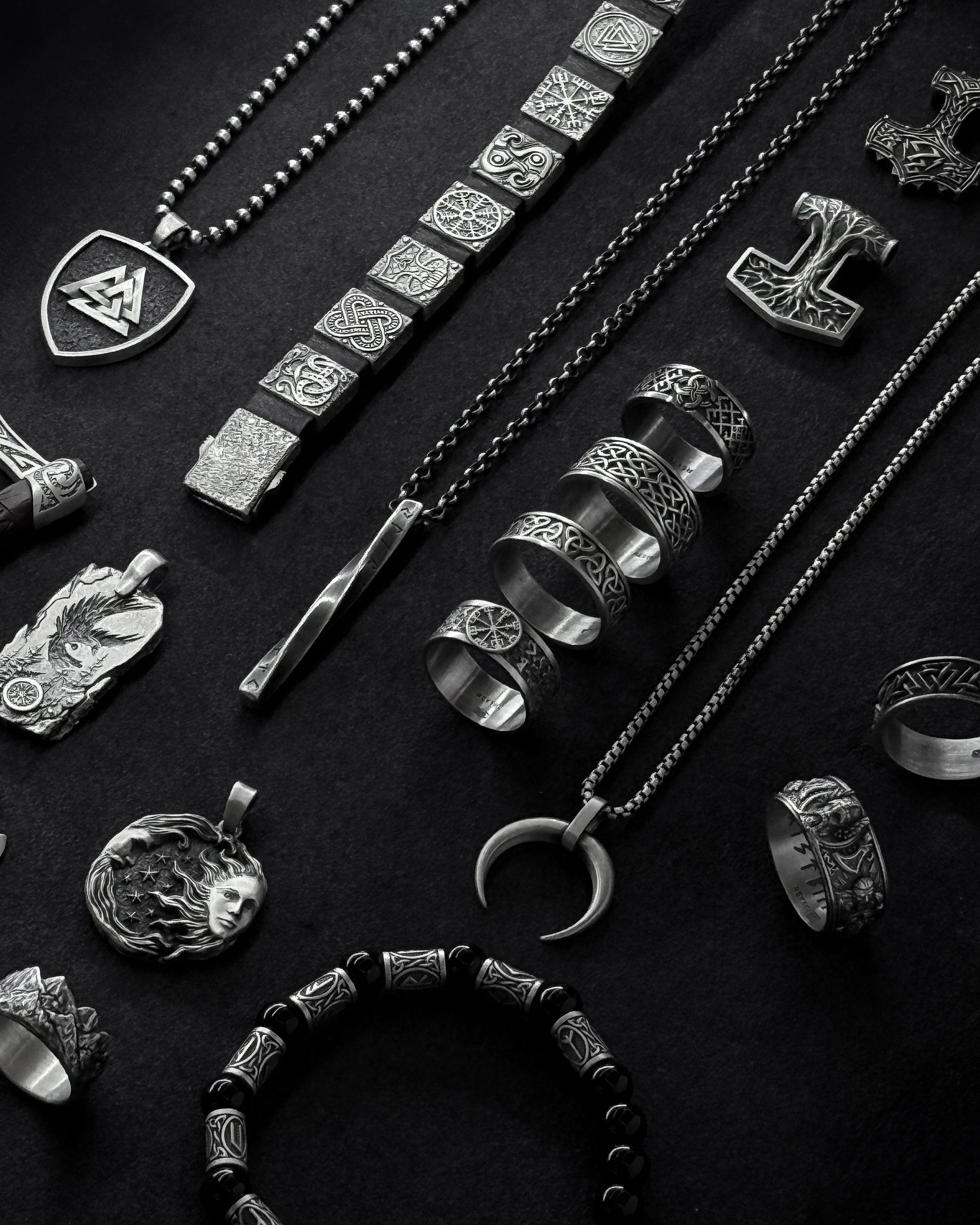 Men’s jewelry shops. Buy real and fine jewelry for men in USA. Classy ...