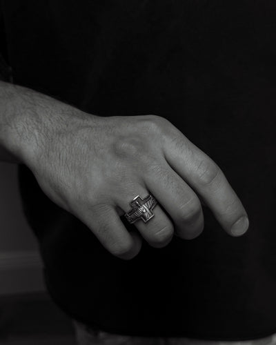 Silver ring DIOS ES AMOS