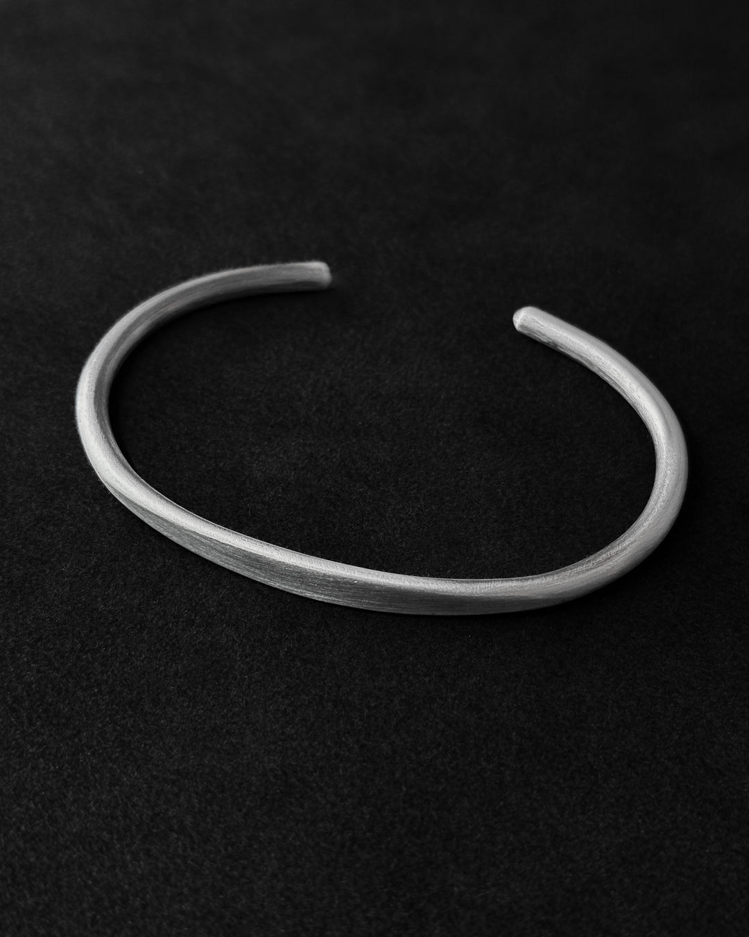 Silver bangle KLOEK