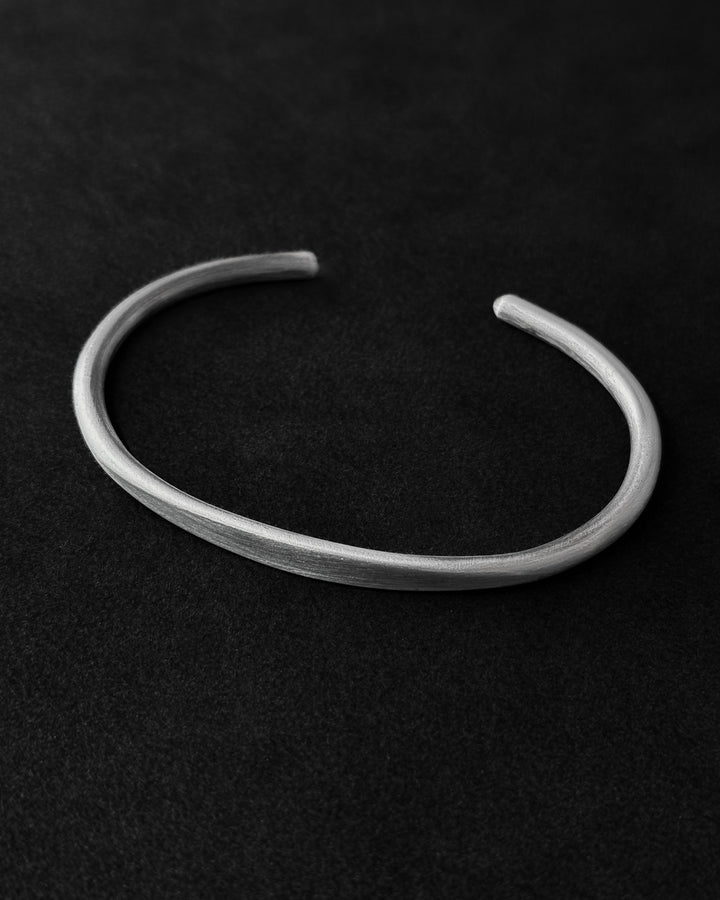 Silver bangle KLOEK