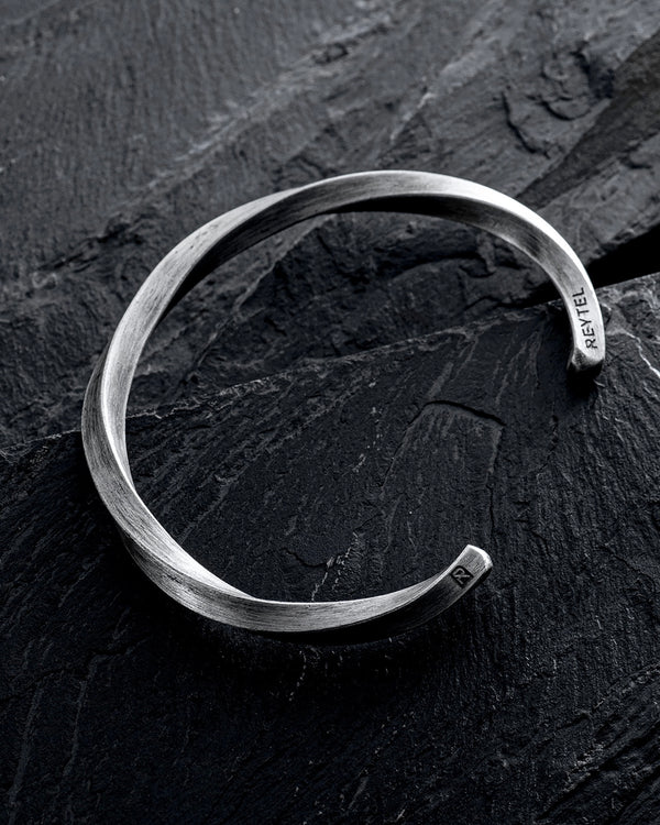 6e59bc883a9ea1800351cc29d123ed06