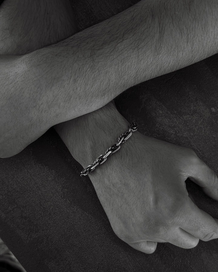 e4f49a4d4f984a23b27b89092e4b6db4