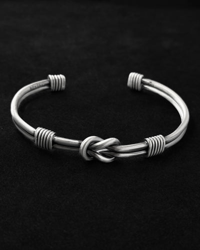 da77136a7d7a2c7d1a3d380ad92841bb