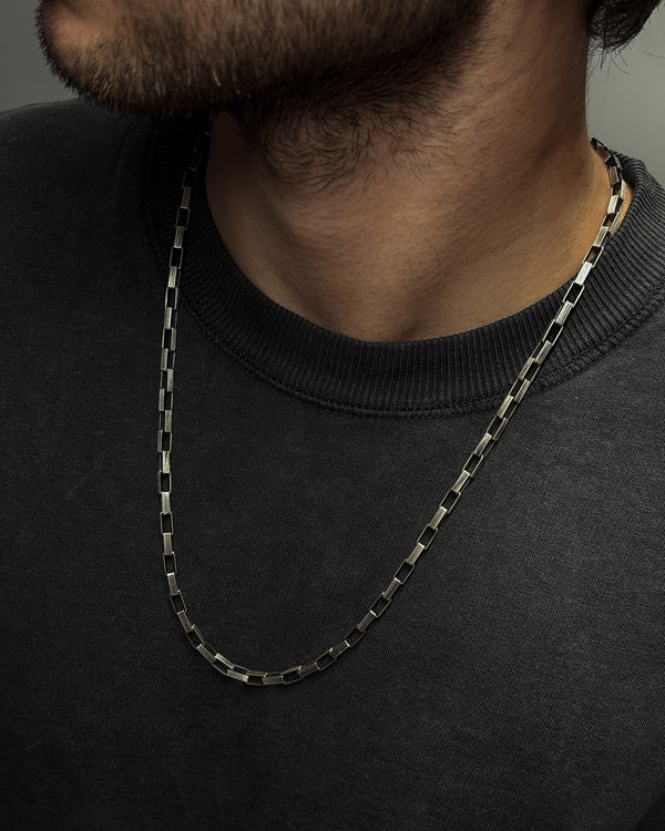 Silver chain DESIGNING