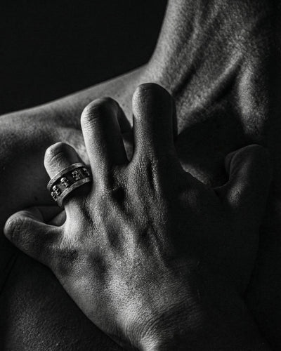 Silver ring ETERNAL DANCE