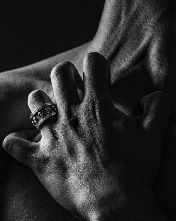 Silver ring ETERNAL DANCE