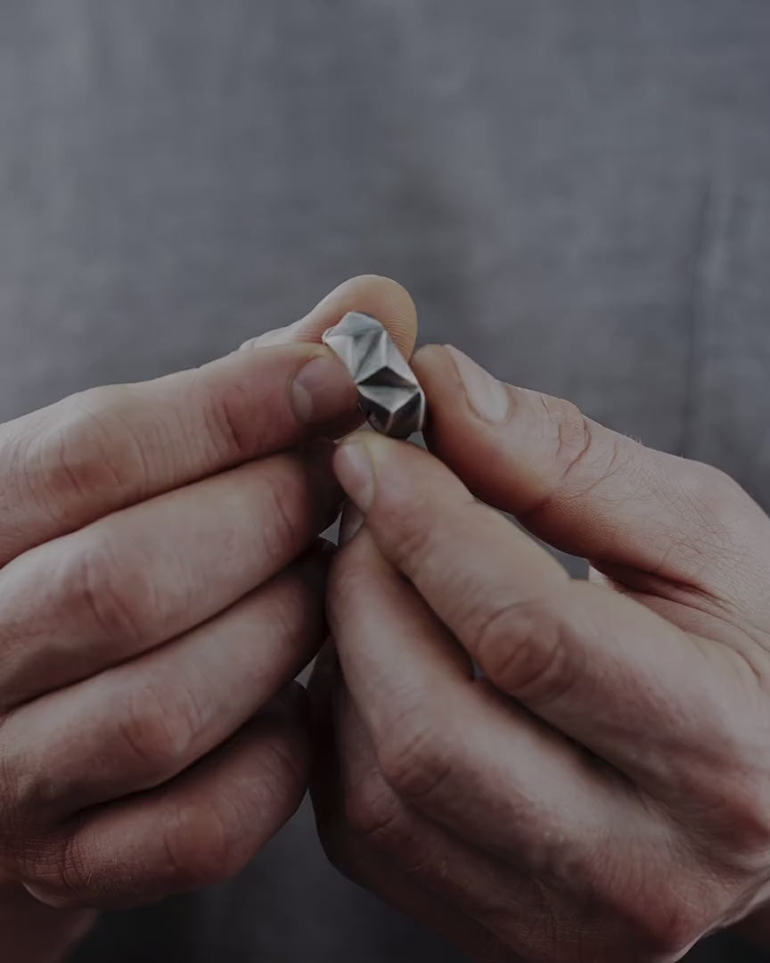 Bague en argent TRIEDRE