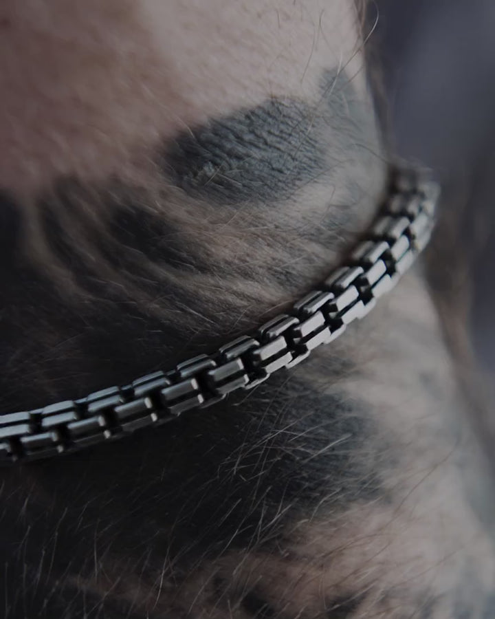 Silver bracelet WEG