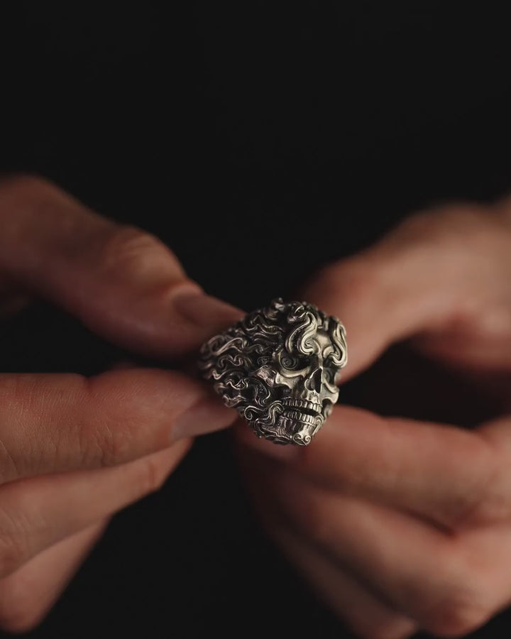 Silver ring MORTALES