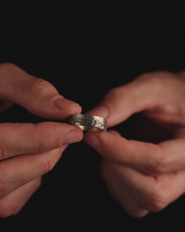 Silver ring MOUNTAINS