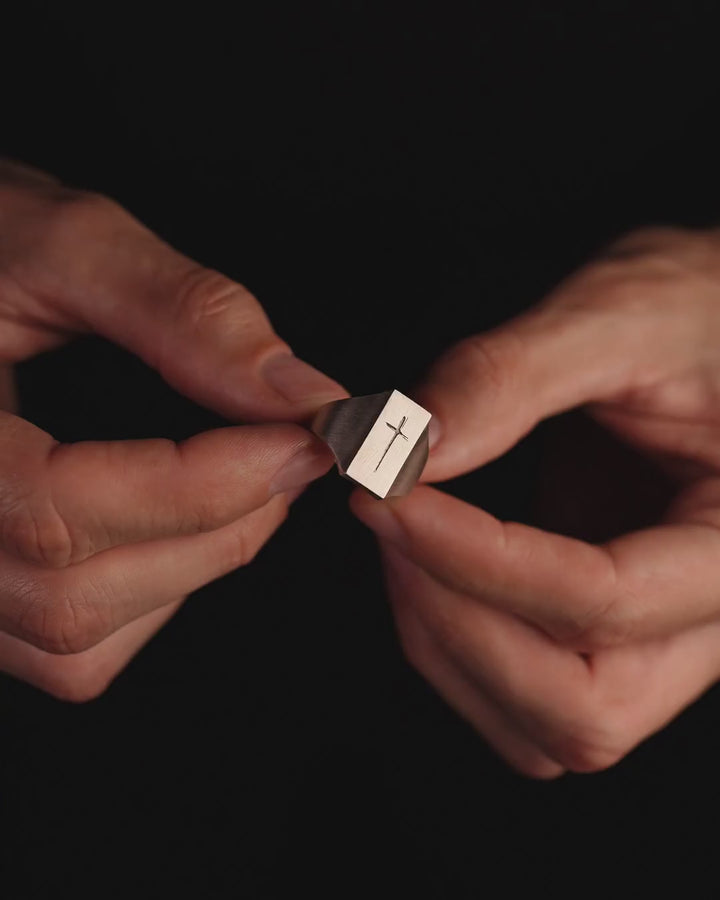 Anello in argento CROSS PATH