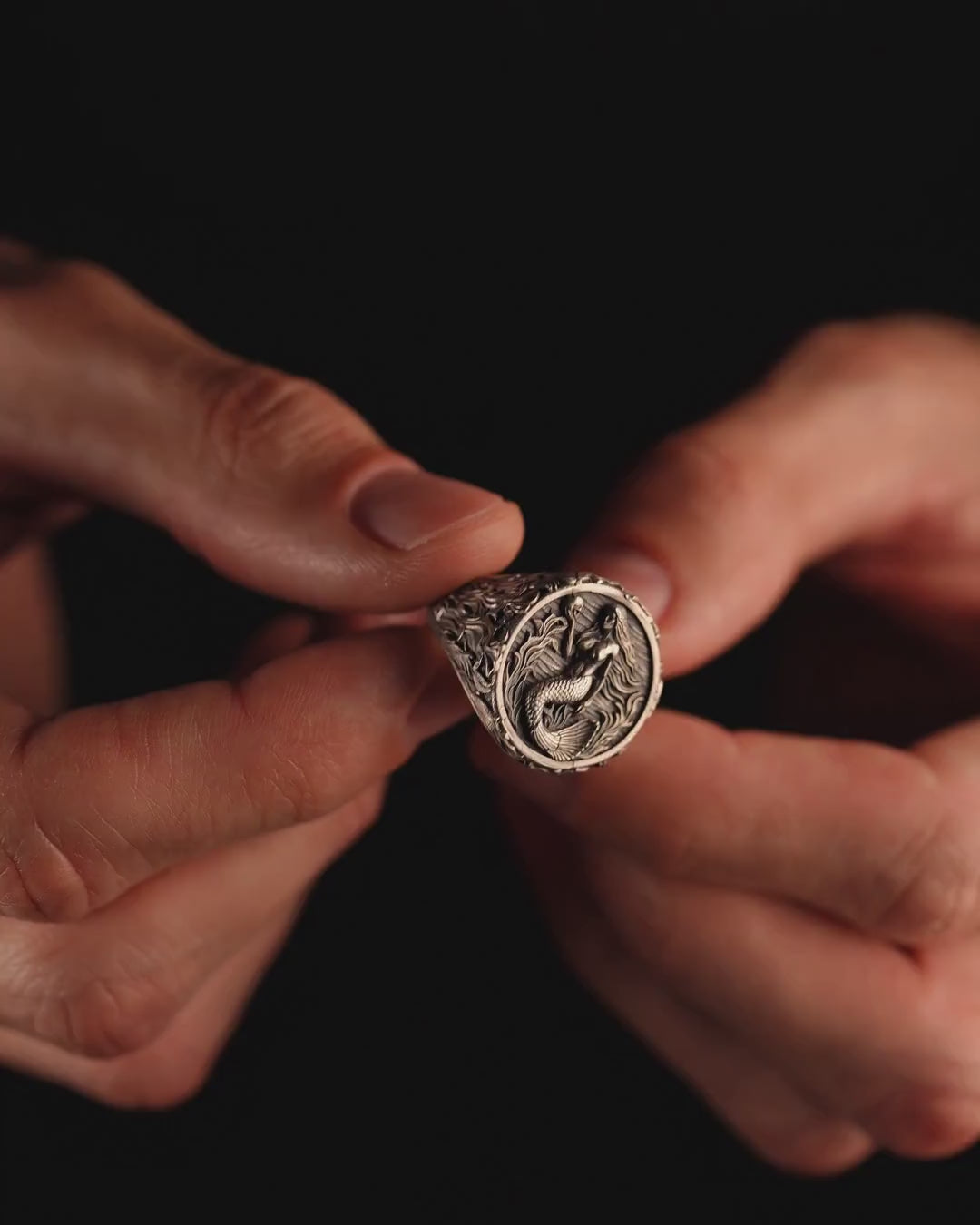Silver ring SIREN