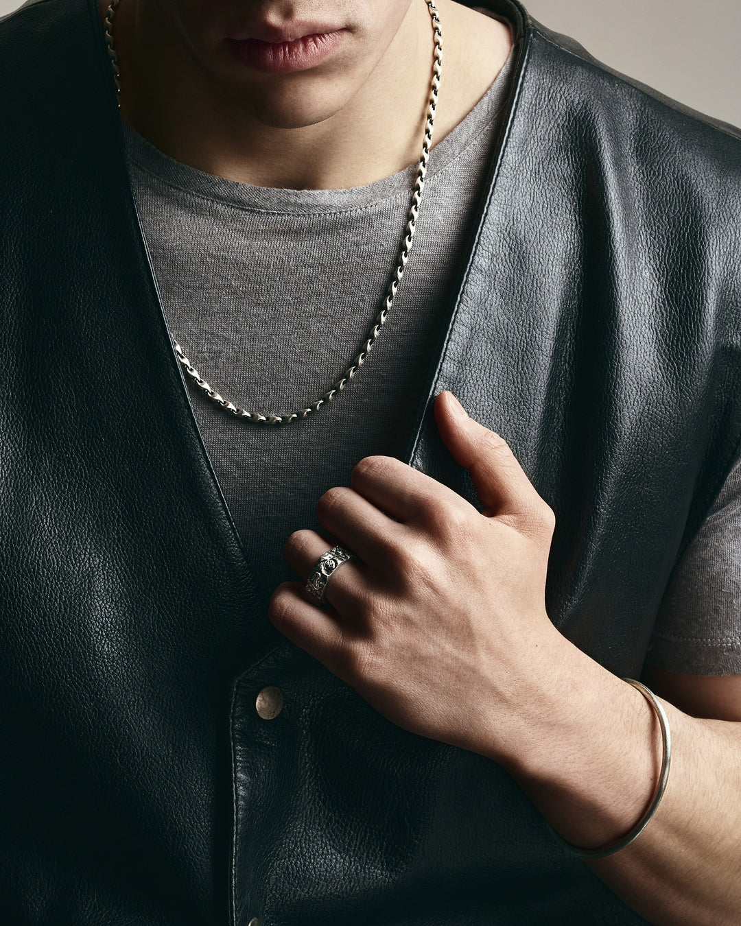 Silver chain VOLTURNUS