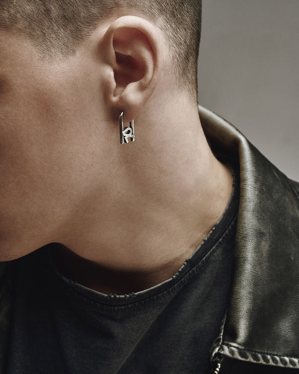 Orecchino singolo in argento REYTEL