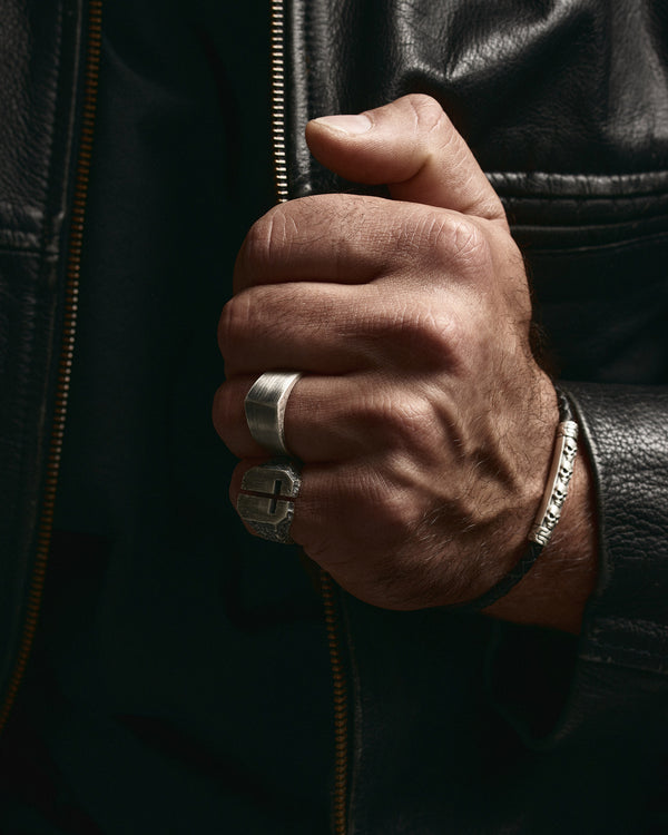 356521949720706cdad80745249657b8